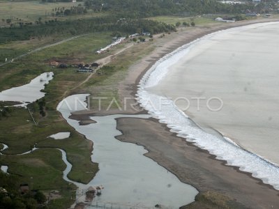 Potensi Wisata Geopark Ciletuh Antara Foto