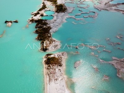 Wisata Danau Kaolin Belitung Antara Foto