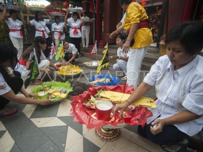 RITUAL TOLAK BALA IMLEK BALI ANTARA Foto