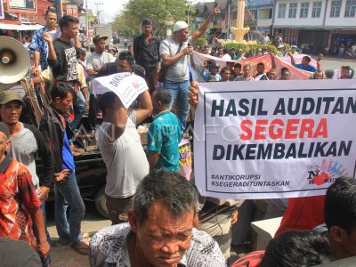 AKSI PENGUSUTAN PENYIMPANGAN DANA DESA ANTARA Foto