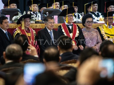 Pengukuhan Menkumham Sebagai Guru Besar Antara Foto