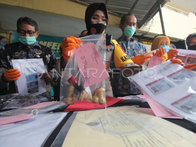 Kasus Pemalsuan Dokumen Antara Foto