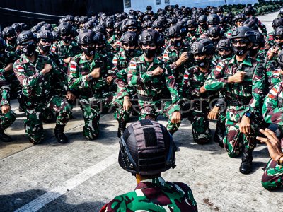 Satgas Yonif Pr Wsj Tiba Di Jayapura Antara Foto