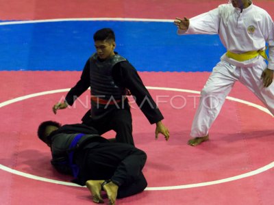 PENYARINGAN ATLET PENCAK SILAT MUDA ANTARA Foto