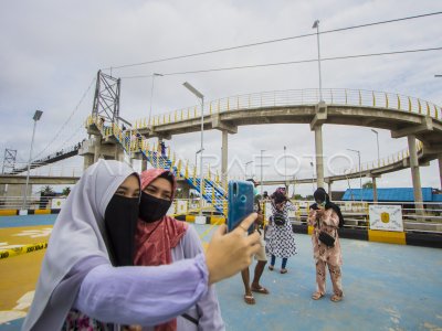 Ikon Wisata Baru Jembatan Antasan Bromo Antara Foto