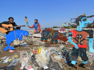 Aksi Teatrikal Hari Lingkungan Hidup Sedunia Antara Foto