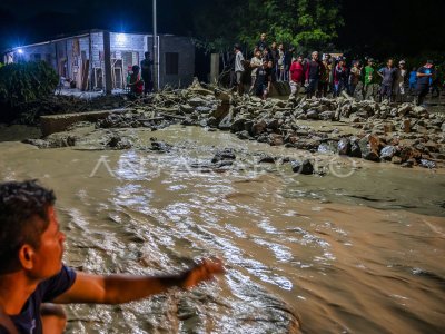 Banjir Lumpur Kembali Landa Desa Beka Antara Foto