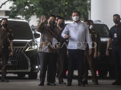 Menteri Bumn Laporkan Kasus Garuda Indonesia Antara Foto