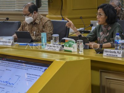 RAKER KOMITE IV DPD DENGAN MENTERI KEUANGAN ANTARA Foto