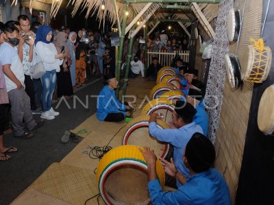 Tradisi Tempo Dulu Di Kampung Loloan Bali Antara Foto