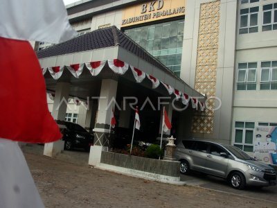 KPK GELEDAH KANTOR PEMERINTAHAN PEMALANG ANTARA Foto