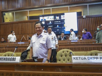 Raker Kemendagri Dan Penyelenggara Pemilu Dengan Komisi Ii Dpr Antara