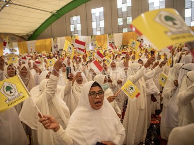 ZIKIR AKBAR GOLKAR BERSHALAWAT ANTARA Foto