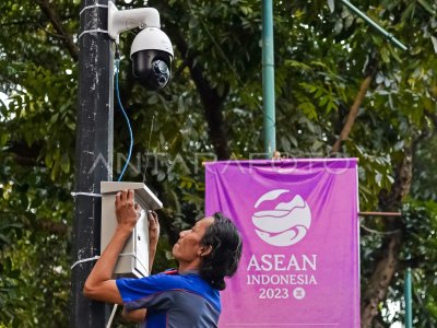 Pemasangan Cctv Di Area KTT ASEAN ANTARA Foto