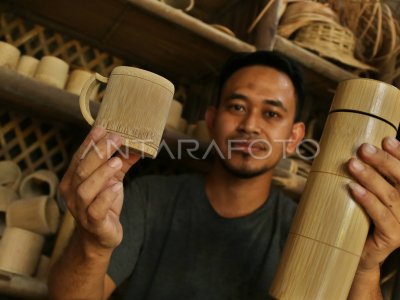 Produksi Kerajinan Bambu Di Sukabumi ANTARA Foto