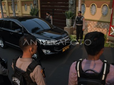 Penyidik Polda Metro Jaya Geledah Rumah Firli Bahuri Antara Foto