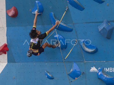 Kejurnas Panjat Tebing Di Tangerang Antara Foto