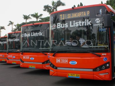 Peluncuran Bus Transjakarta Listrik Antara Foto