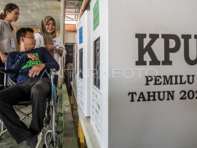 Aksesibilitas Pemilih Penyandang Disabilitas Pada Pemilu Antara Foto