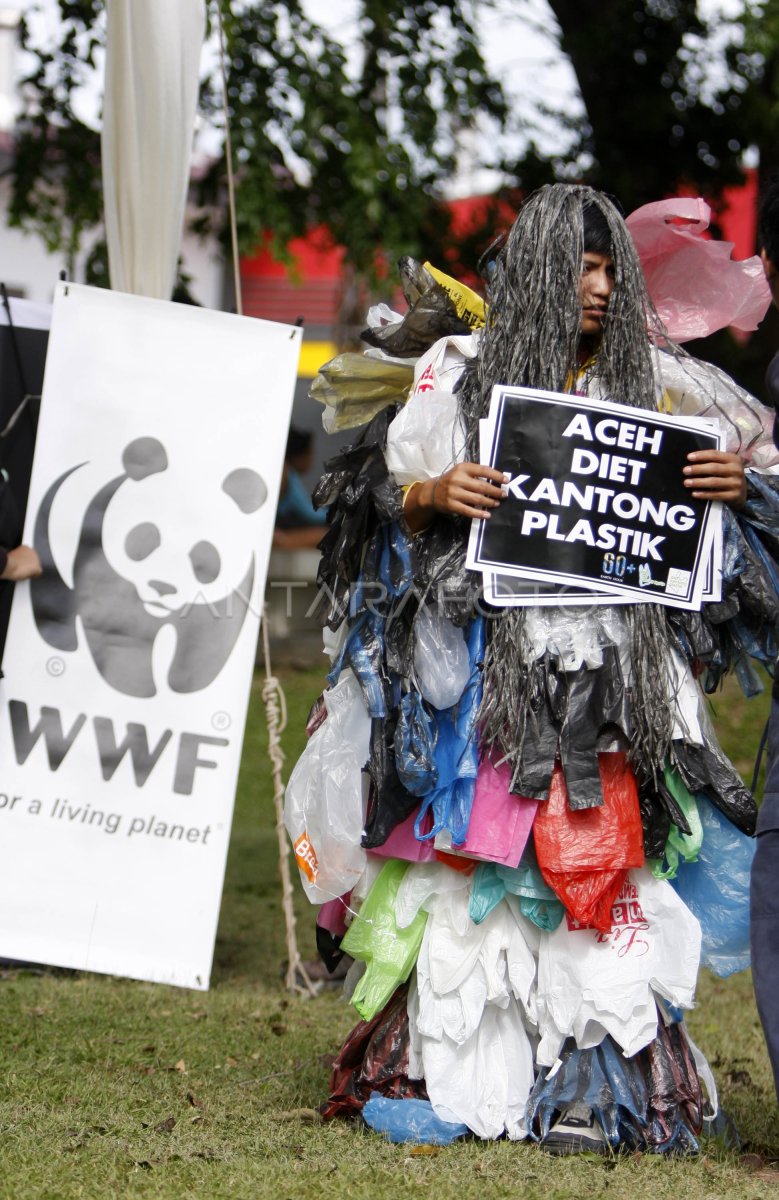 Pengurangan Kantong Plastik Antara Foto