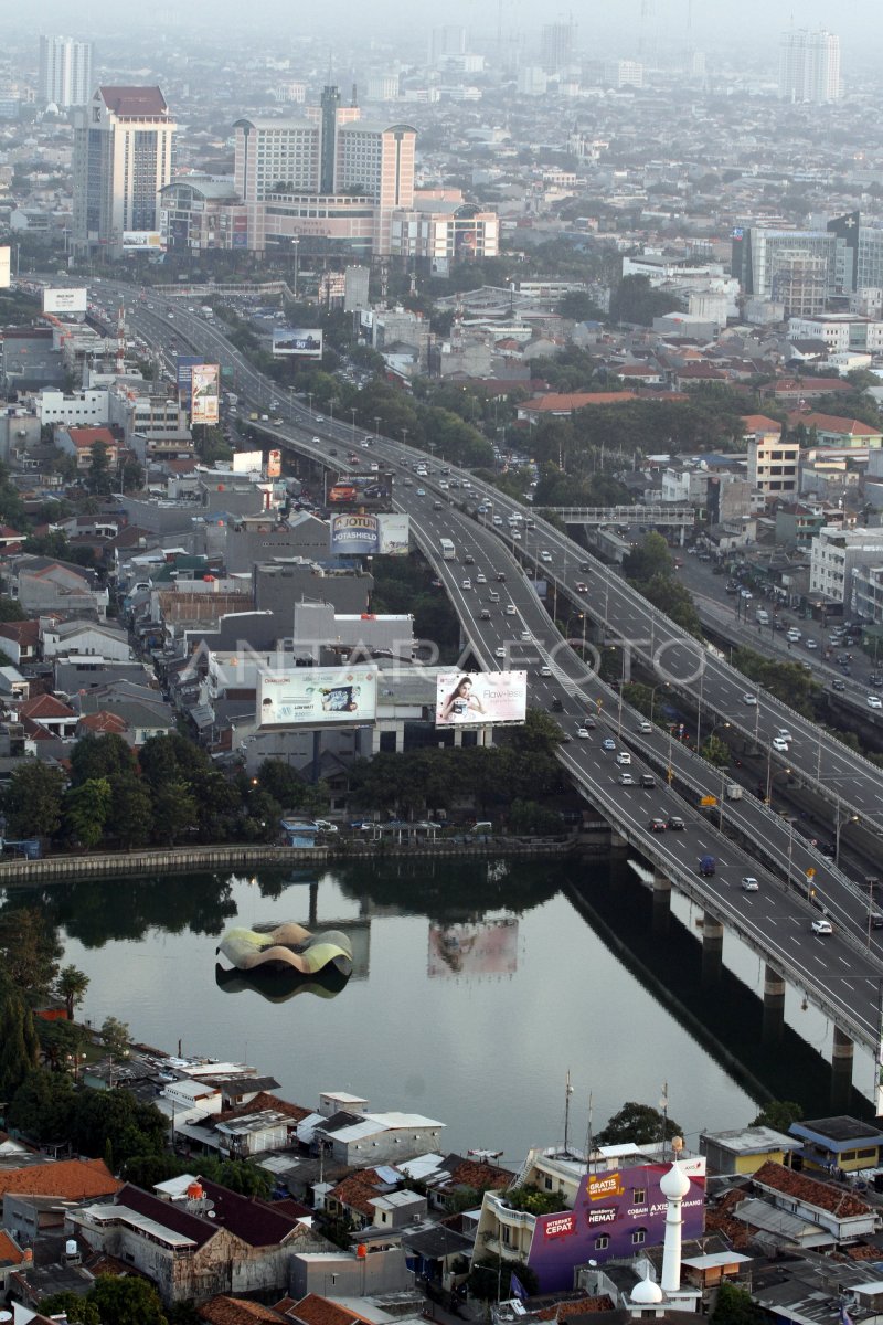 Tarif Tol Dalam Kota Antara Foto