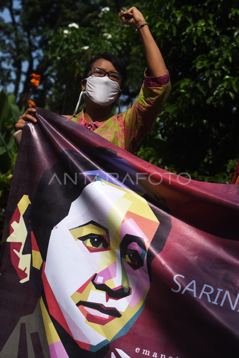 Aksi Hari Kartini Antara Foto