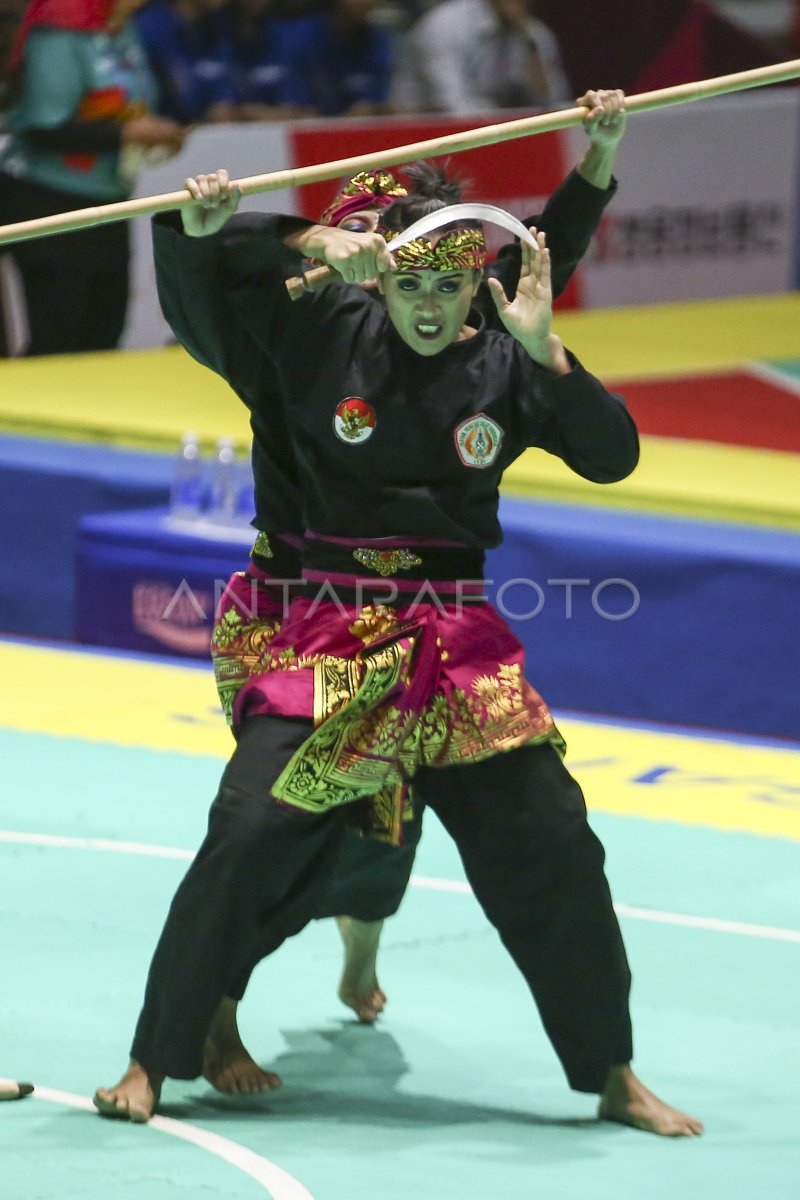 FINAL PENCAK SILAT SENI GANDA PUTRI INDONESIA ANTARA Foto