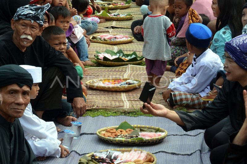 Seren Taun Kampung Sindang Barang Antara Foto