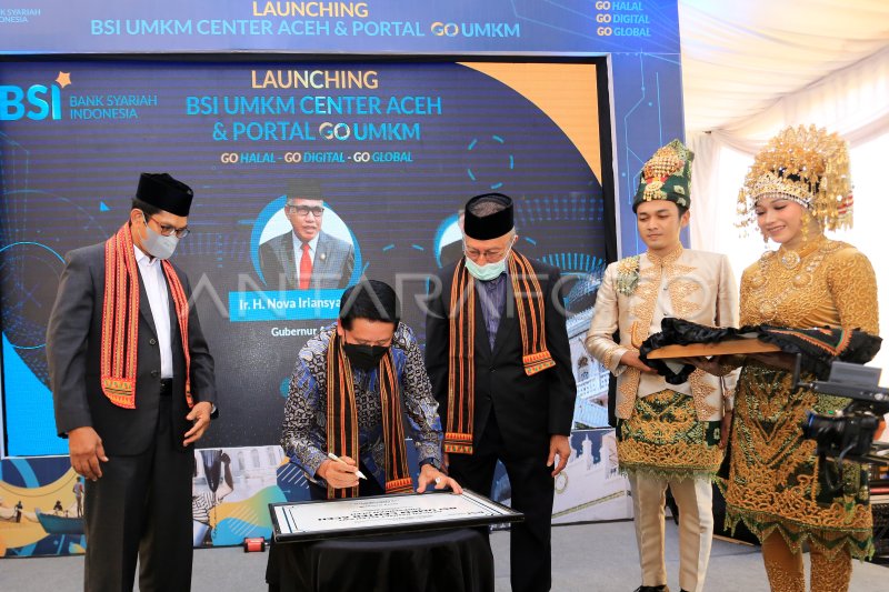 PELUNCURAN BSI UMKM CENTER DI ACEH ANTARA Foto