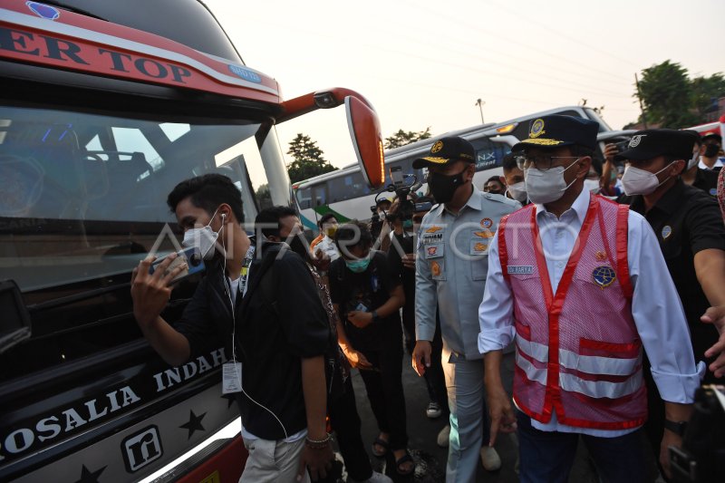 INSPEKSI KESIAPAN ANGKUTAN DARAT JELANG ARUS MUDIK ANTARA Foto