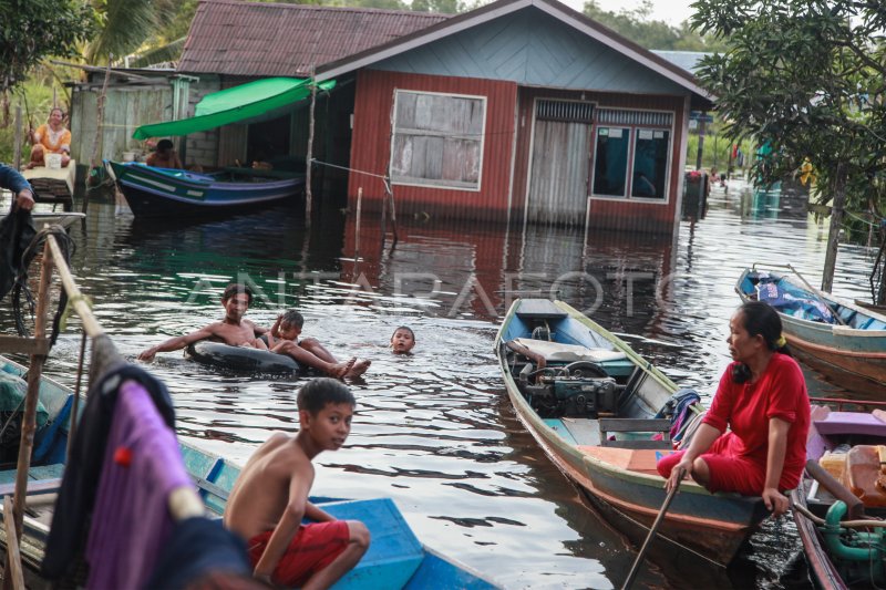 JUMLAH KEJADIAN BENCANA ALAM DI INDONESIA ANTARA Foto