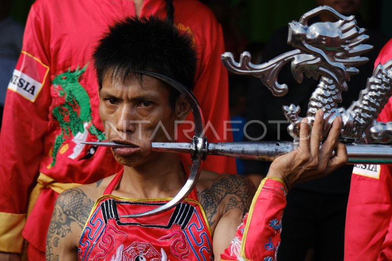 PERAYAAN CAP GO MEH DI SINGKAWANG ANTARA Foto