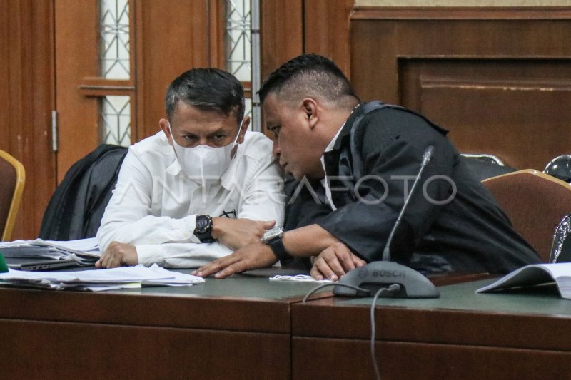 Sidang Tuntutan Suap Dana Perimbangan Pegunungan Arfak Antara Foto