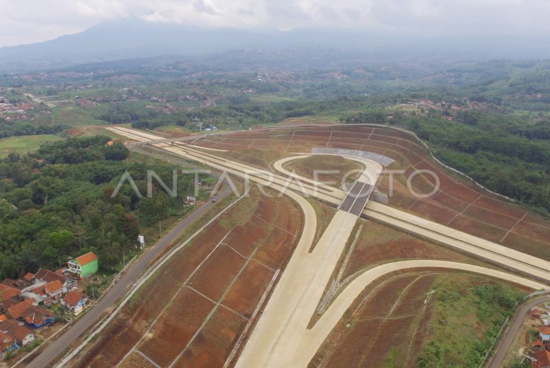 Proyek Tol Cisumdawu Antara Foto