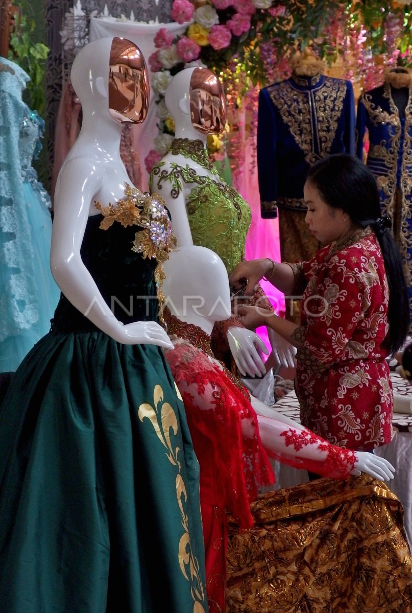 Pameran Pernikahan Tradisional Antara Foto