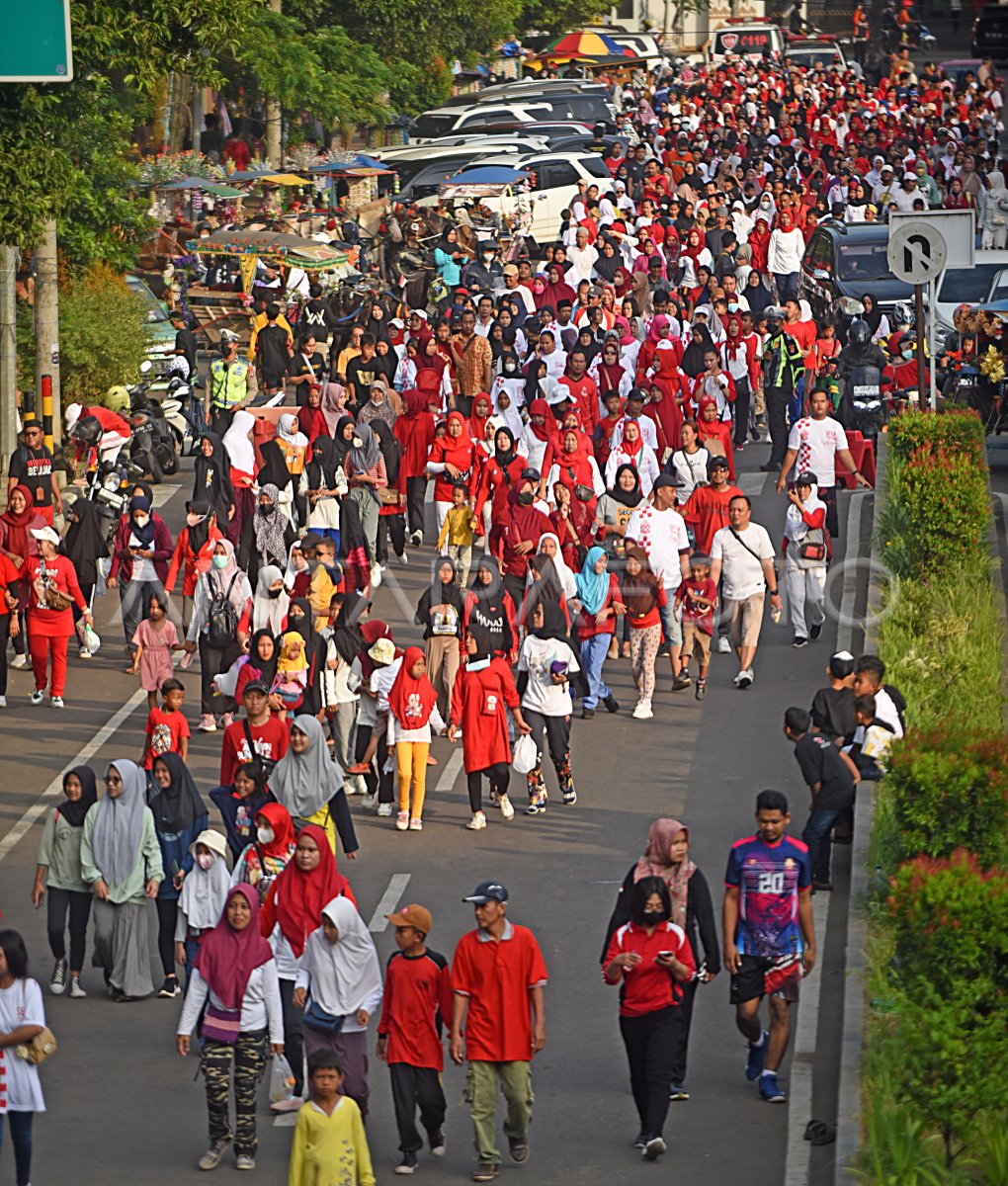 Gerak Jalan Festival Merah Putih Antara Foto 