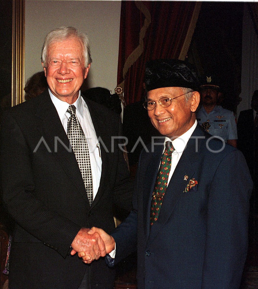 PRESIDEN TERIMA JIMMY CARTER | ANTARA Foto