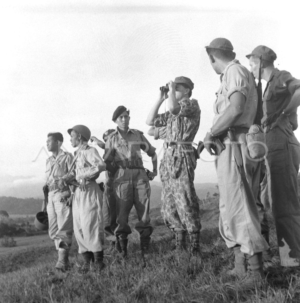 OPERASI HALILINTAR PENUMPASAN DI/TII SULAWESI SELATAN | ANTARA Foto