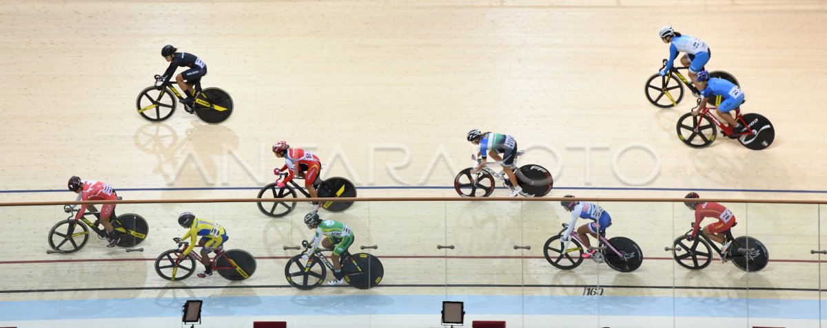 Omnium Putri Scratch Race Balap Sepeda Trek Antara Foto 6080