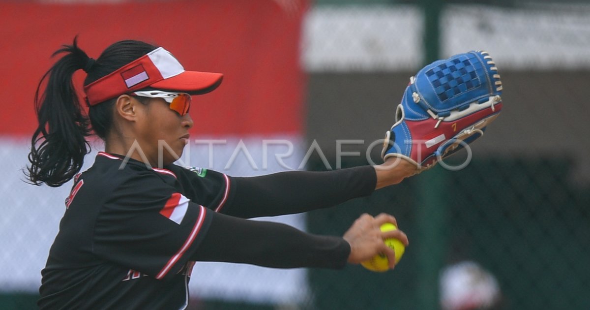 SOFTBALL PUTRI FILIPHINA VS INDONESIA ASIAN GAMES 2018 | ANTARA Foto