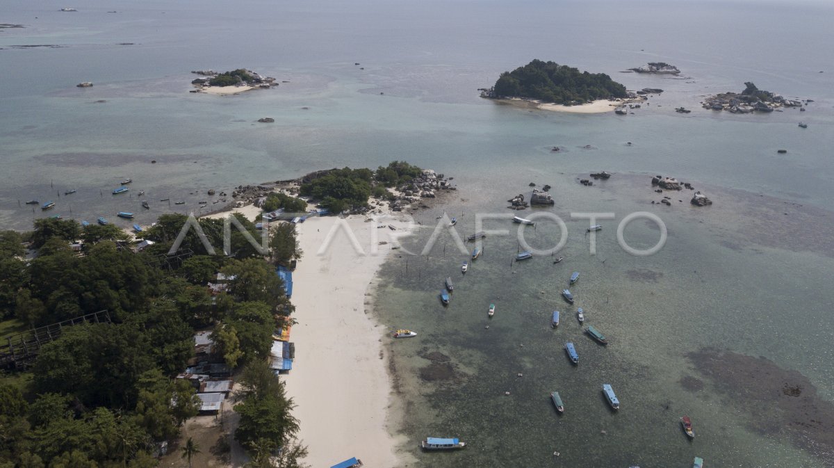 OBJEK WISATA TANJUNG KELAYANG BELITUNG | ANTARA Foto