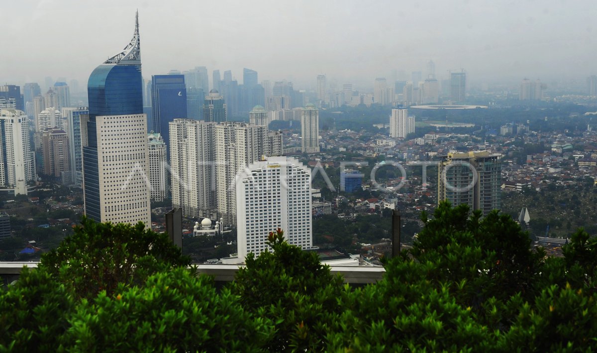 PERTUMBUHAN SEKTOR PROPERTI | ANTARA Foto