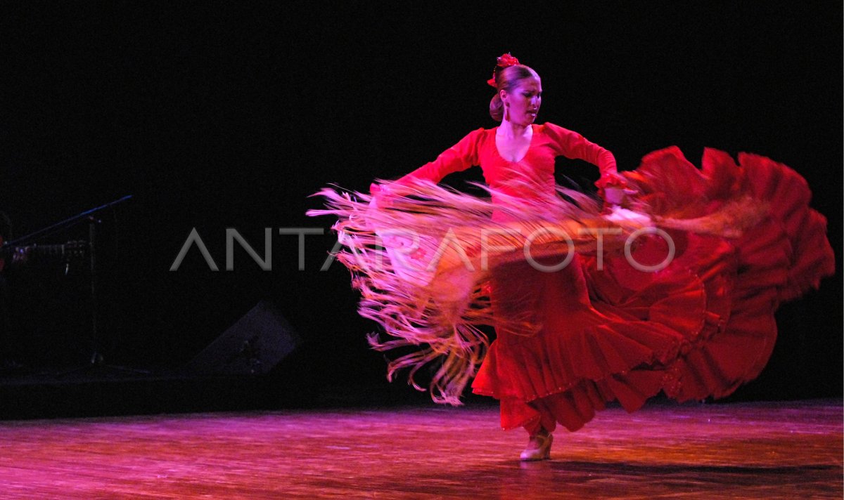 TARI FLAMENCO | ANTARA Foto