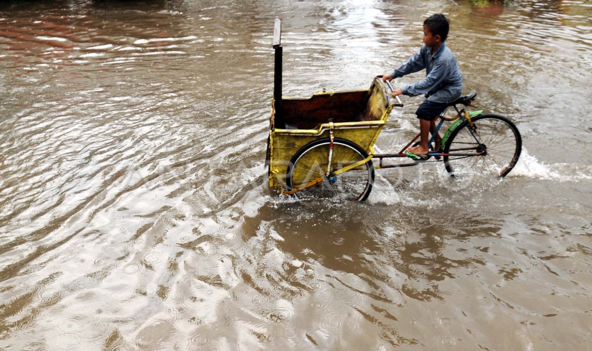 BANJIR MAKASSAR