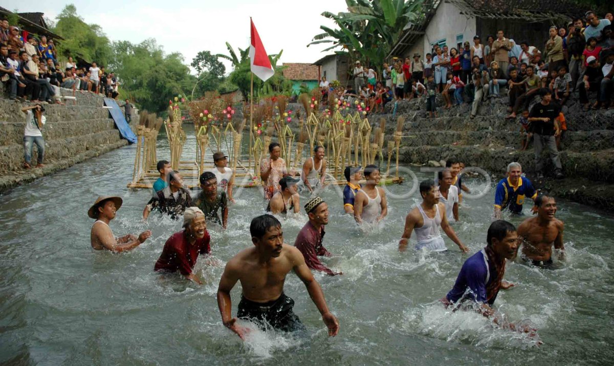 SENI CIBLON | ANTARA Foto