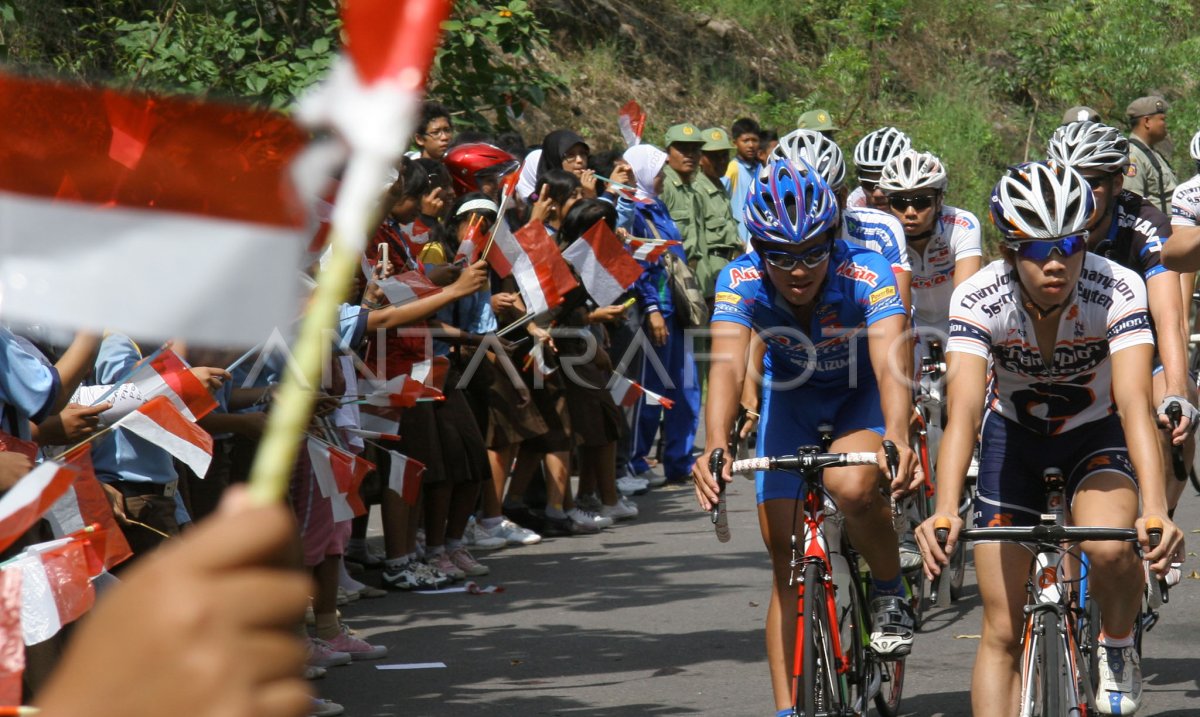 TOUR DE EAST JAVA ANTARA Foto