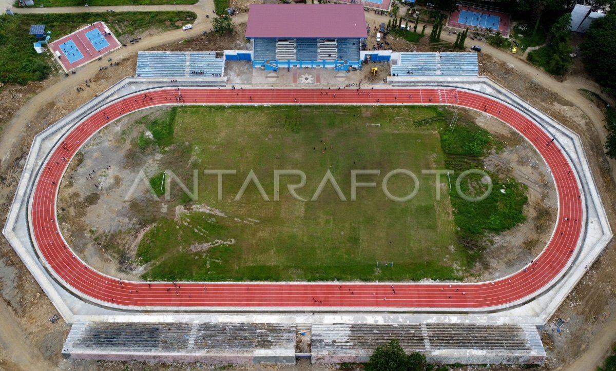 RENOVASI STADION MANAKARRA MAMUJU
