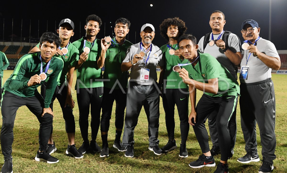 INDONESIA JUARA KETIGA PIALA AFF U 18 ANTARA Foto