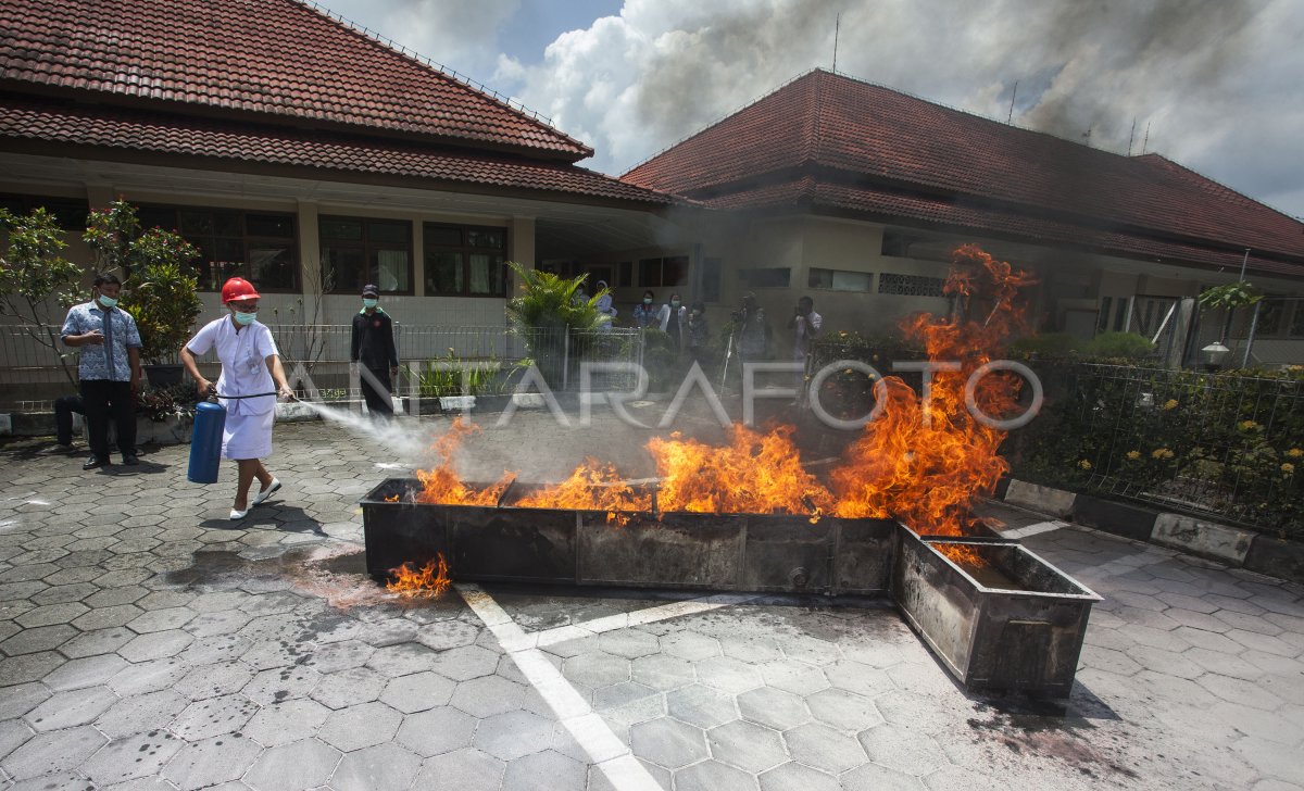 Mitigasi Kebakaran Rumah Sakit Antara Foto 5694