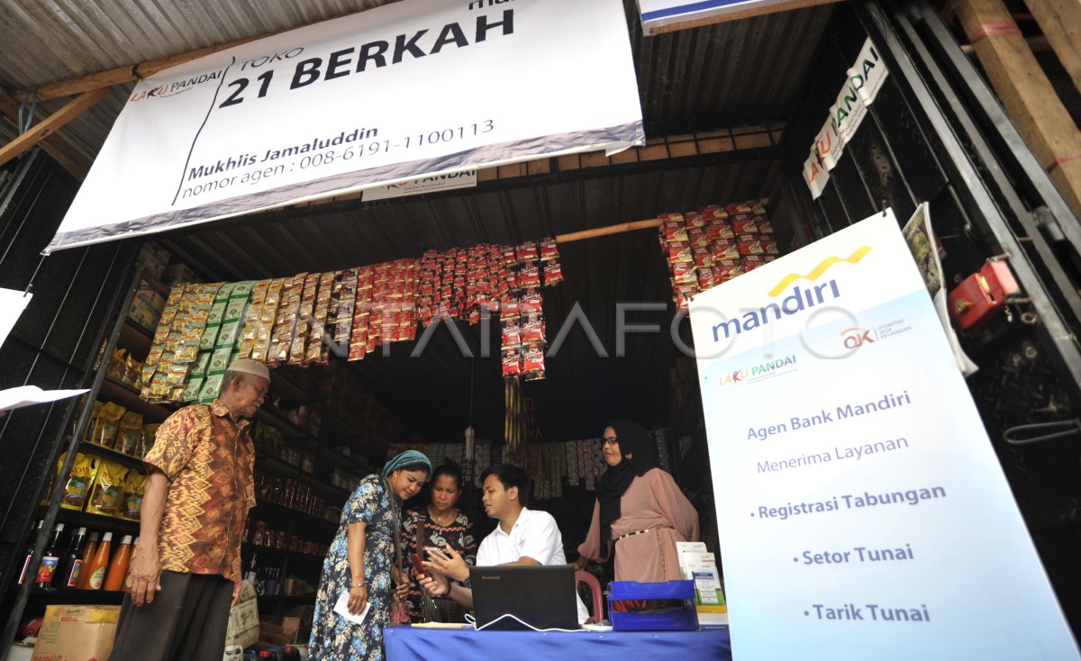 AGEN LAKU PANDAI MANDIRI | ANTARA Foto